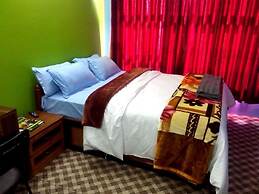 Three Boys Apartment and Guest House