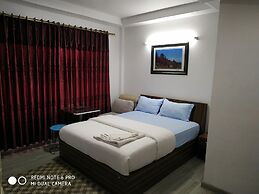 Three Boys Apartment and Guest House