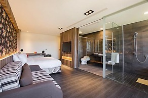 Tan Villa