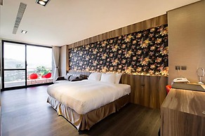Tan Villa