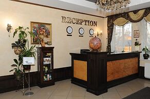 Hotel Complex Globus