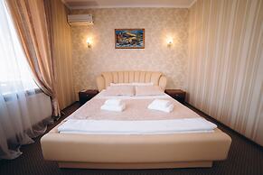 Hotel Complex Globus