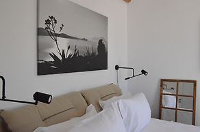 Milos Zen Suites