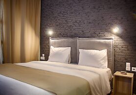 Athlos Hotel