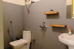 The Hosteller Bir