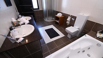 Lilies Villa