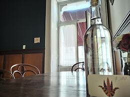Hotel Aroma 406
