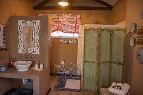Mirabel Guesthouse