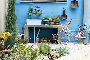 Mirabel Guesthouse