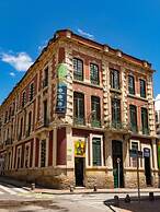 R10 Hostal - Hostel