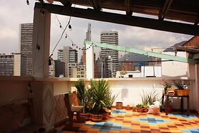 R10 Hostal - Hostel
