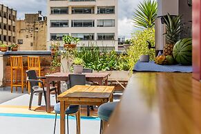 R10 Hostal - Hostel