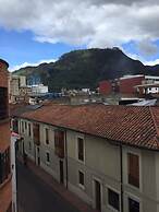 R10 Hostal - Hostel