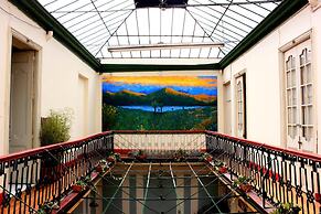 R10 Hostal - Hostel