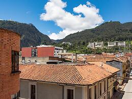 R10 Hostal - Hostel