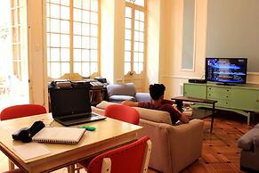 R10 Hostal - Hostel