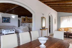Yialos Villa