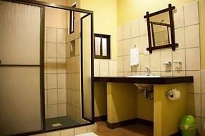Belen Suites