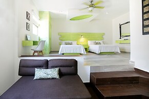 Casa Kaoba Hotel & Suites