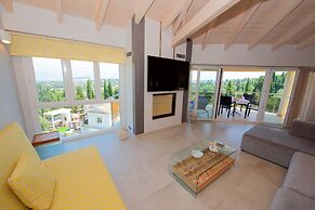 Fedra's House