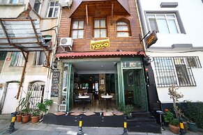 Yolohostel