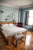 Yolohostel