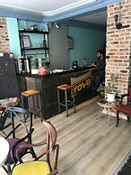 Yolohostel