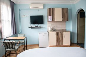Yolohostel
