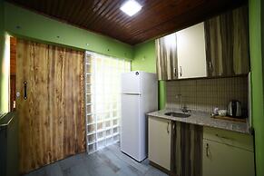 Yolohostel