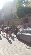 Yolohostel