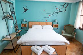 Yolohostel