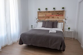Gómez Rooms