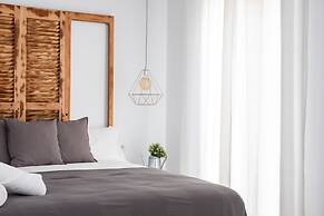 Gómez Rooms