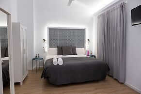Gómez Rooms