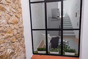 Gómez Rooms