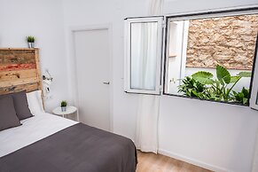 Gómez Rooms