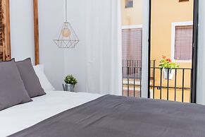 Gómez Rooms