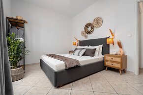 Erato Inn