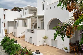 Erato Inn