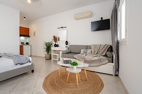 Erato Inn