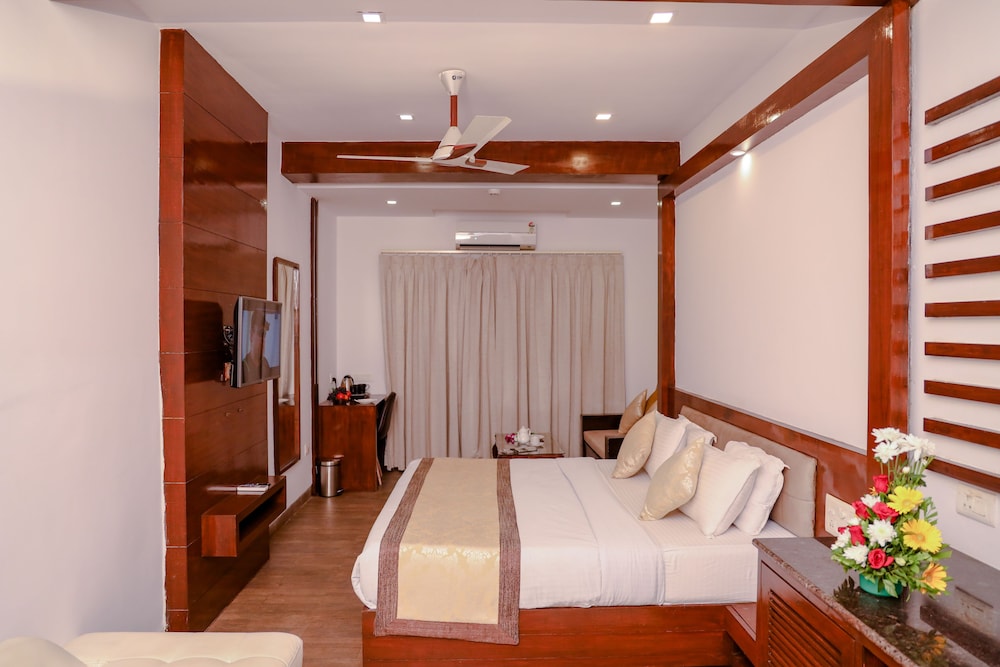 Amor Beach Resort