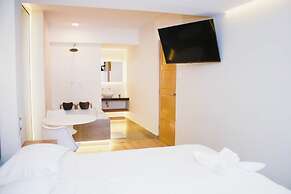 Zentra Hotel