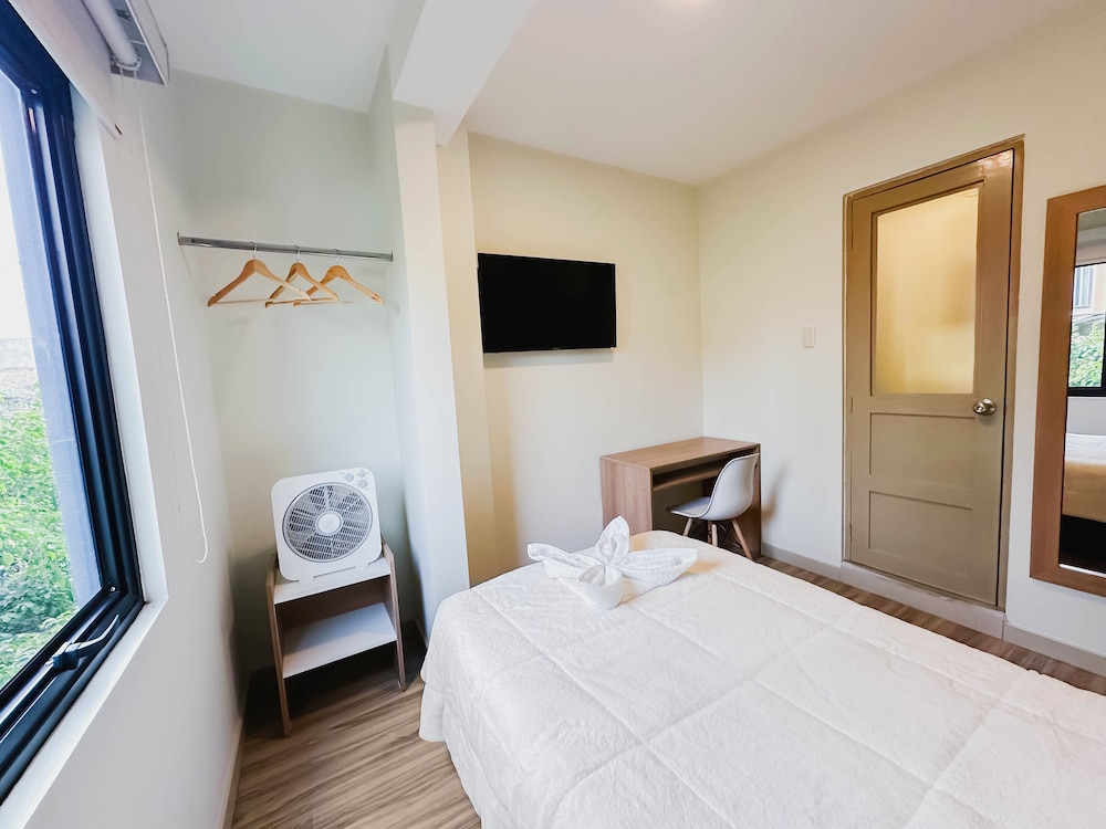 Zentra Hotel
