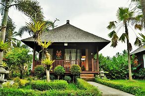 Uma Dong Loka Village