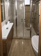 B Guest Hotel
