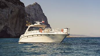 Luxury Yacht Hotel