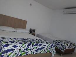 Suites 44 Hotel