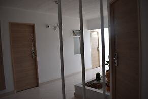 Suites 44 Hotel
