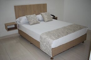 Suites 44 Hotel