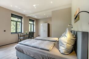 LiRo Apartments
